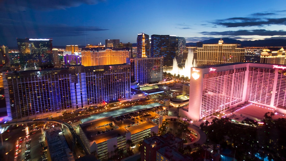 Las Vegas Tourists Stunned by Absurd Resort Prices Turning Vacations into Spectator Events