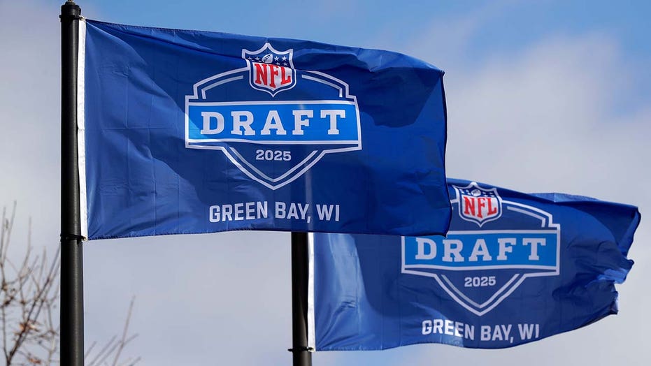 NFL Draft Fever Hits Green Bay: Surprises, Stories, and a Whole Lot of Hype
