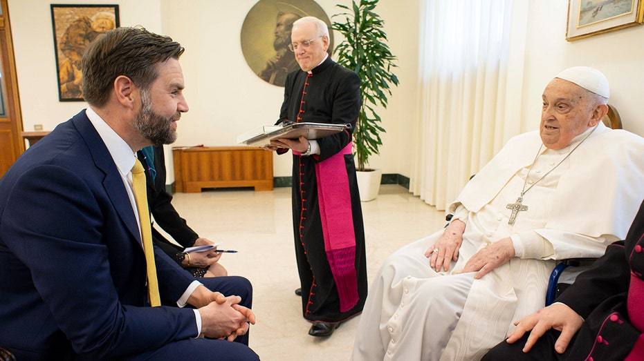 JD Vance Among Last to Visit Pope Francis Before His Passing at 88