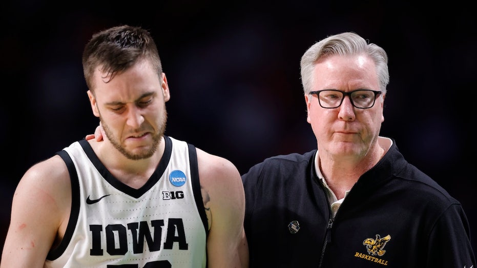 Caitlin Clark’s Boyfriend Posts Cryptic Emoji After His Dad’s Firing as Iowa Coach