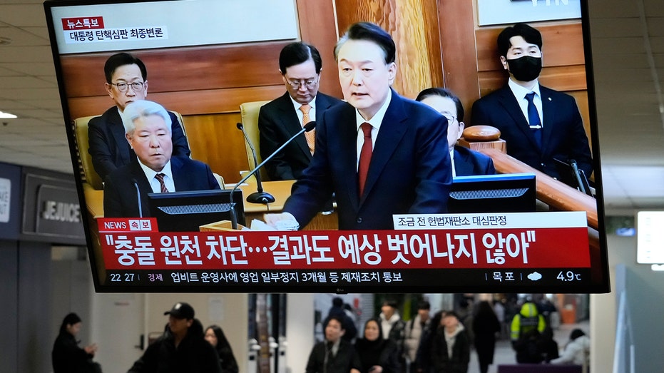Court Orders South Korean President Yoon Freed from Jail Amid Martial Law Trial