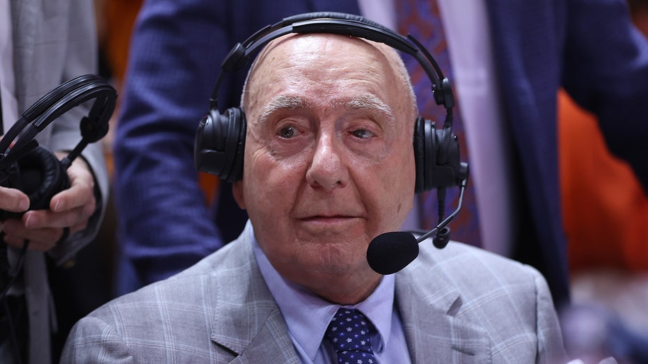 Dick Vitale Calls NIL and Transfer Portal in College Basketball 'The Wild West'