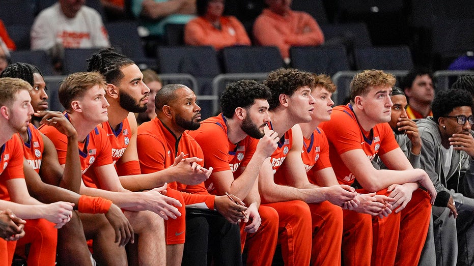Clemson Locked Out of Locker Room in ACC Semifinal, Falls Narrowly to Louisville