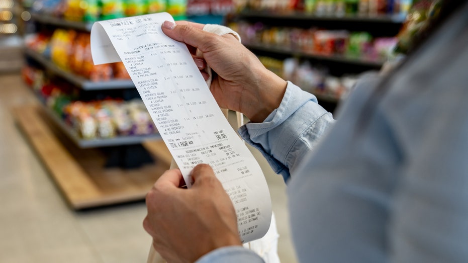 Just 10 Seconds Holding a Paper Receipt Could Be Bad News for Your Health, Experts Warn