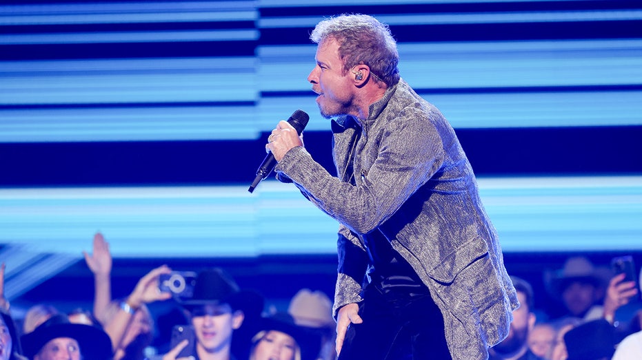 Backstreet Boys' Brian Littrell Sues Florida Sheriff Over Private Beach Trespassers