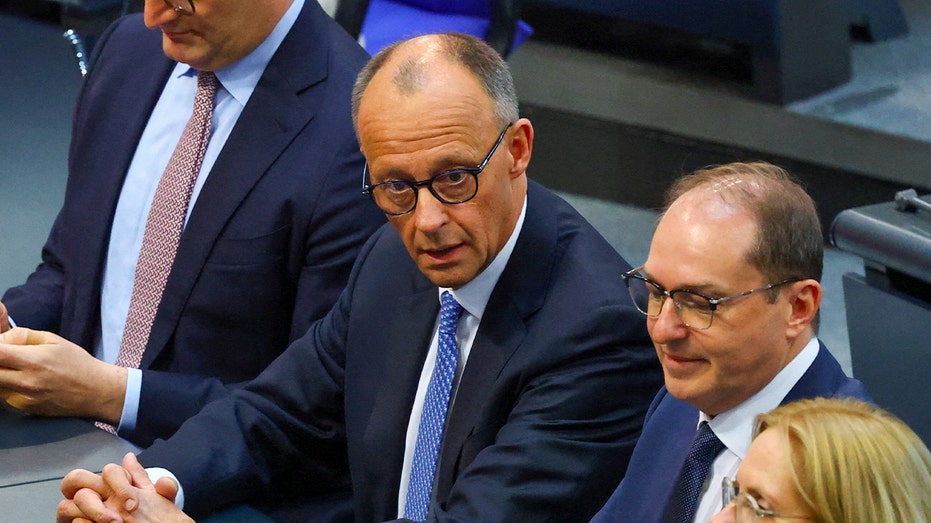 Germany’s Merz Lifts Ukraine Weapons Range Limits Despite Russia’s Nuclear Threats