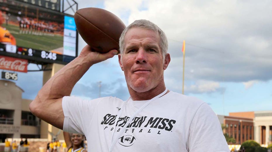 Brett Favre Drops Truth Bomb as Shedeur Sanders Slides in NFL Draft