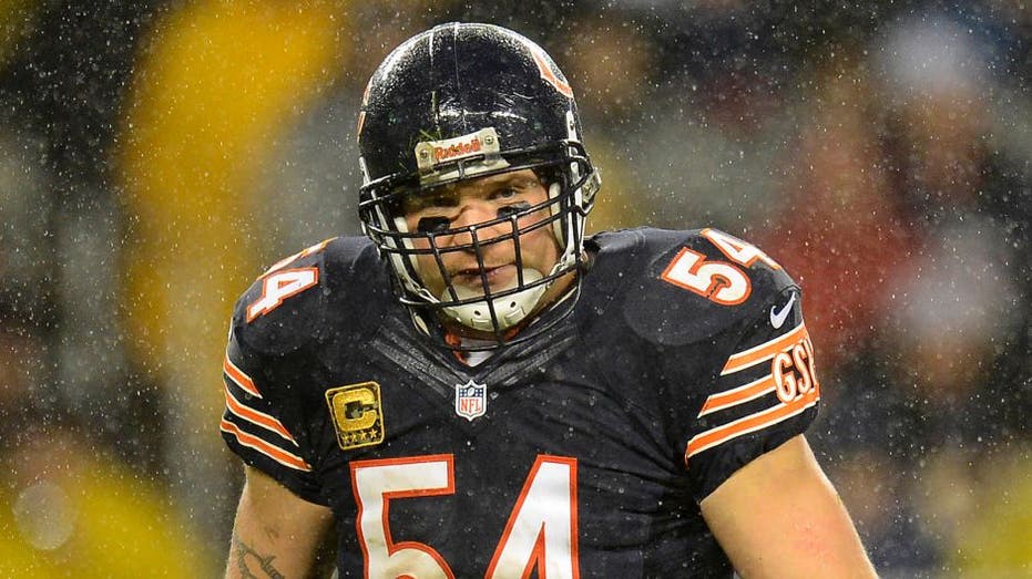 Brian Urlacher Slams Transgender Athletes in Women’s Sports: ‘It’s Just Not Fair’