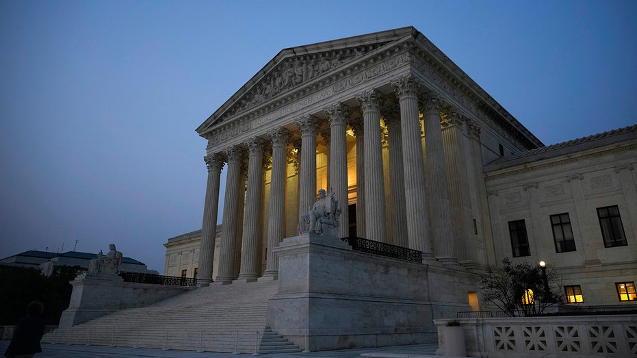 ACLU Rushes to Supreme Court in Bid to Halt Venezuelan Deportations Amid Legal Firestorm
