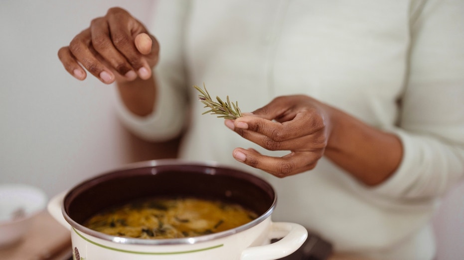 Kitchen Herbs’ Compound Shows Promise Against Alzheimer’s, But Hold the Recipes