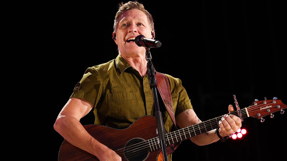 Country Star Craig Morgan Applauds 'Pride Revival' Under Trump Administration