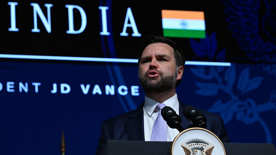 JD Vance Unveils US-India Trade Deal Roadmap, Warns of 'Dark Time' Without Partnership