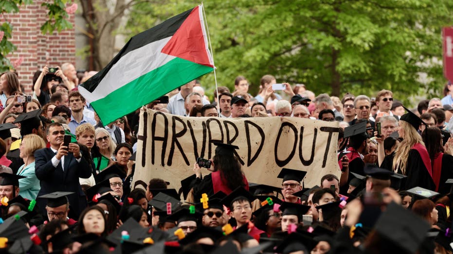 State Department Halts Student Visa Interviews for Enhanced Social Media Screening