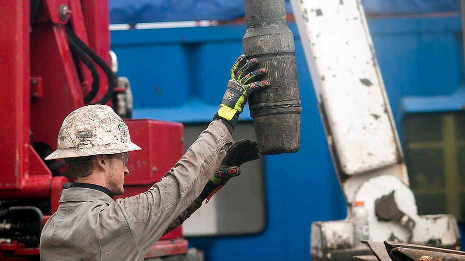 Energy Choice Act Targets Blue-State Bans to Unleash U.S. Energy Dominance