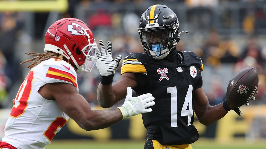 Cowboys Land Steelers’ George Pickens in Blockbuster NFL Trade