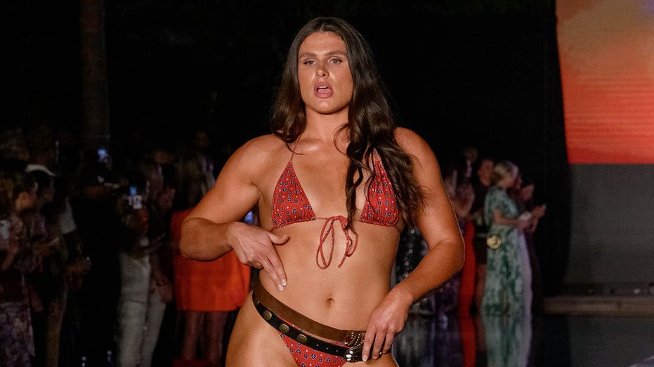 Ilona Maher’s Bold Miami Swim Week Runway Walk Steals Spotlight