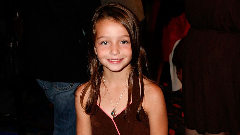 Child Star Sophie Nyweide Dies at 24, Police Probe 'Untimely Death'