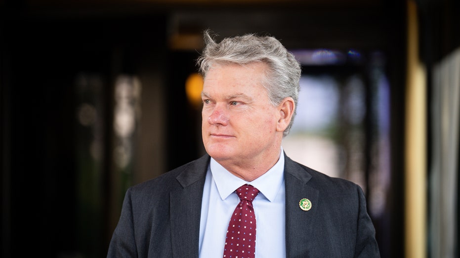 Trump Ally Mike Collins Launches Georgia Senate Bid to Unseat Jon Ossoff in 2026