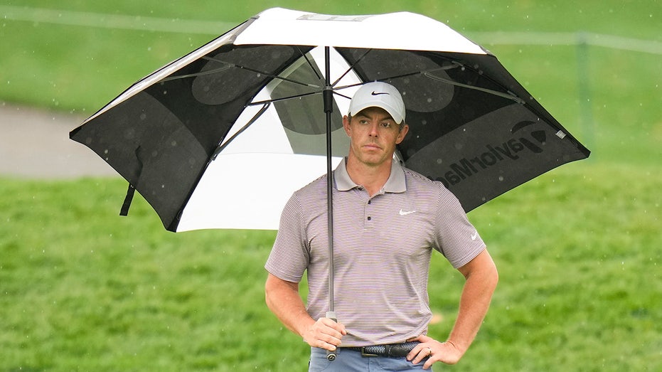 Rory McIlroy Leads at The Players Championship Amid Weather Chaos