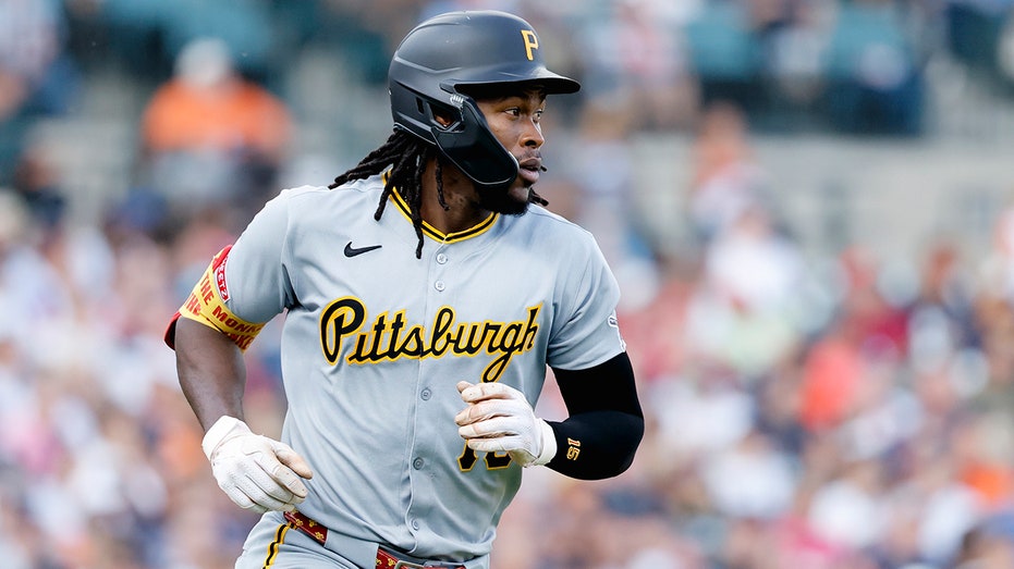 Pirates' Oneil Cruz Benched for Baserunning Blunder Against Brewers