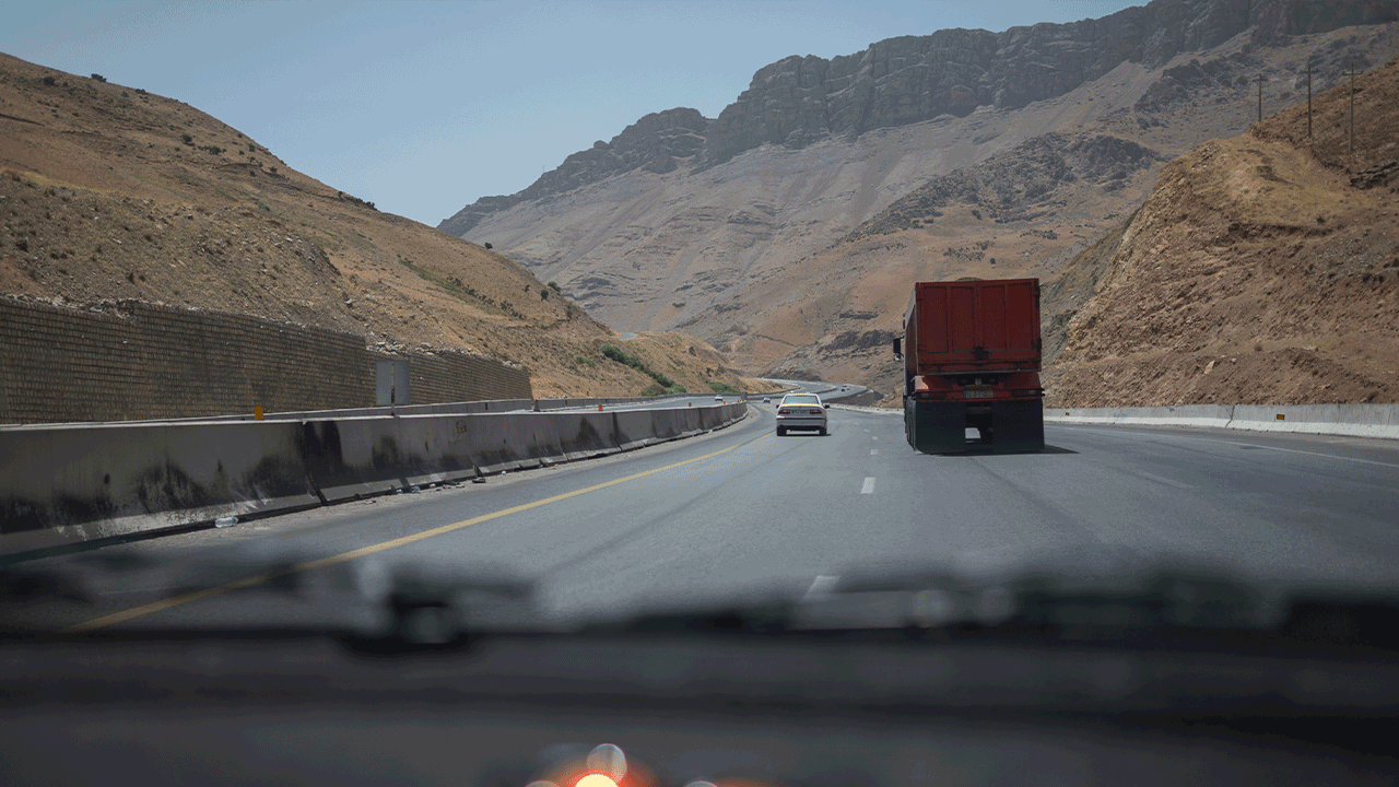 Hundreds of US Citizens Evacuated from Iran Amid Nuclear Strikes and Tensions