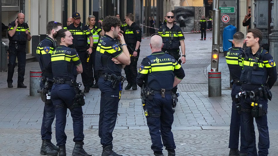 Knife-Wielding Man Attacks in Amsterdam, Injures Five Including Two Americans