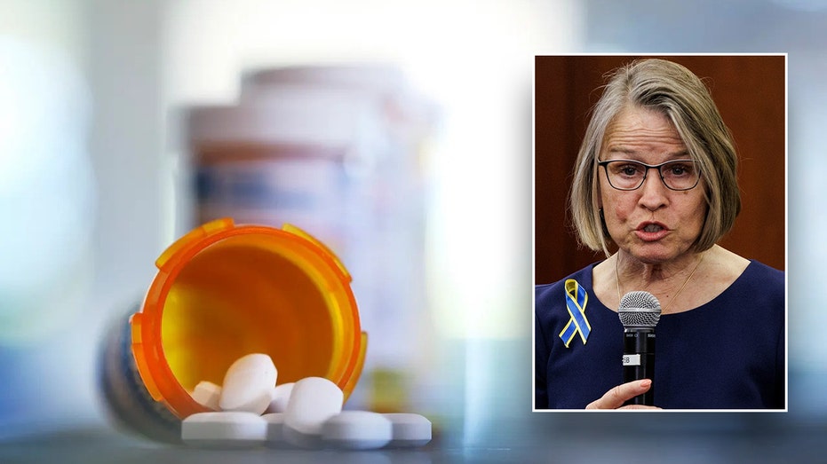 Bipartisan Bill Targets Pharmacy Middlemen Driving Up Drug Costs