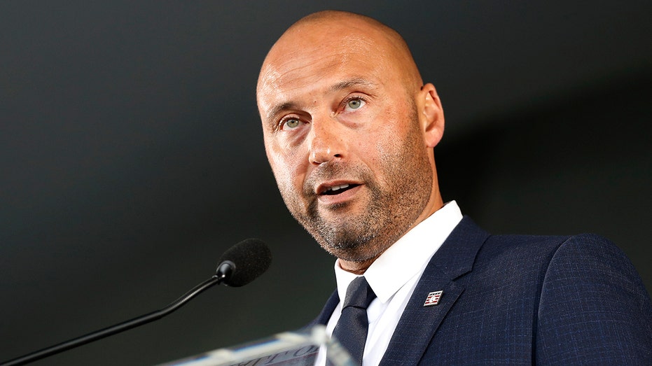 Derek Jeter’s Hilarious Michigan Speech: Embrace Failure to Win Big