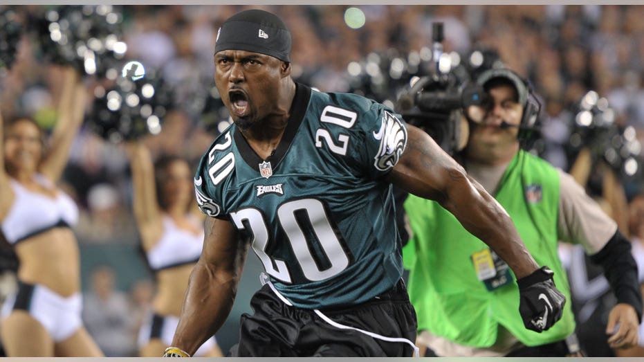 Brian Dawkins on Jalen Hurts, the Tush Push, and Why Eagles Fans Should Keep Pushing