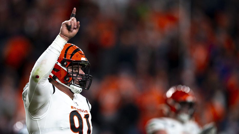 Bengals' Defense Takes Another Blow as Sack Leader Trey Hendrickson Gets Trade Permission
