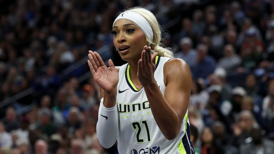 WNBA’s DiJonai Carrington Slams Critics Over Foul Controversy and Dirty Play Claims