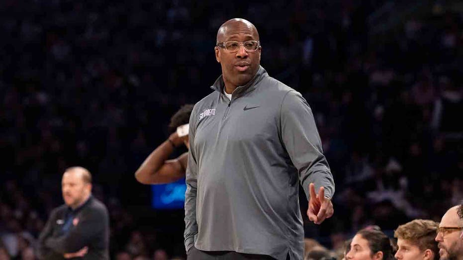 Knicks Tap Mike Brown as New Head Coach After Thibodeau’s Exit