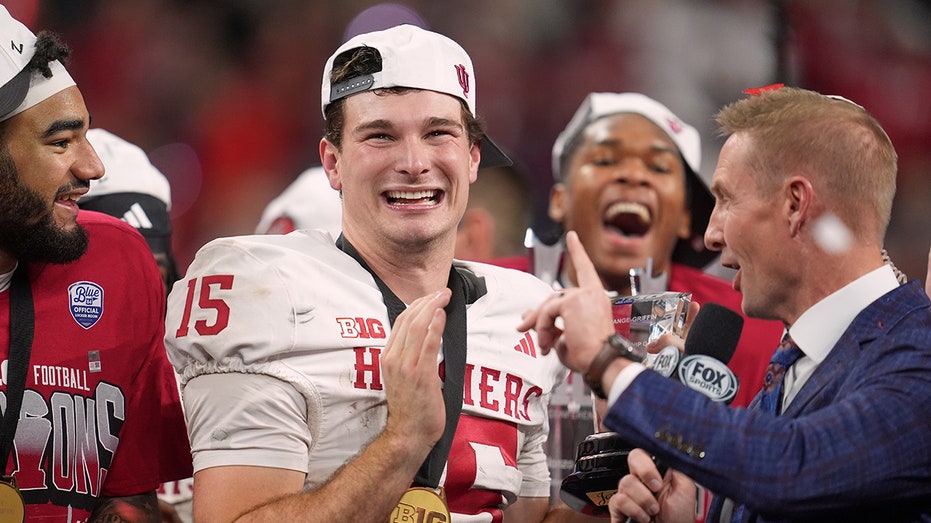 Heisman 2025: How Mendoza, Sayin, Pavia and Love Are Redefining College Football Stardom