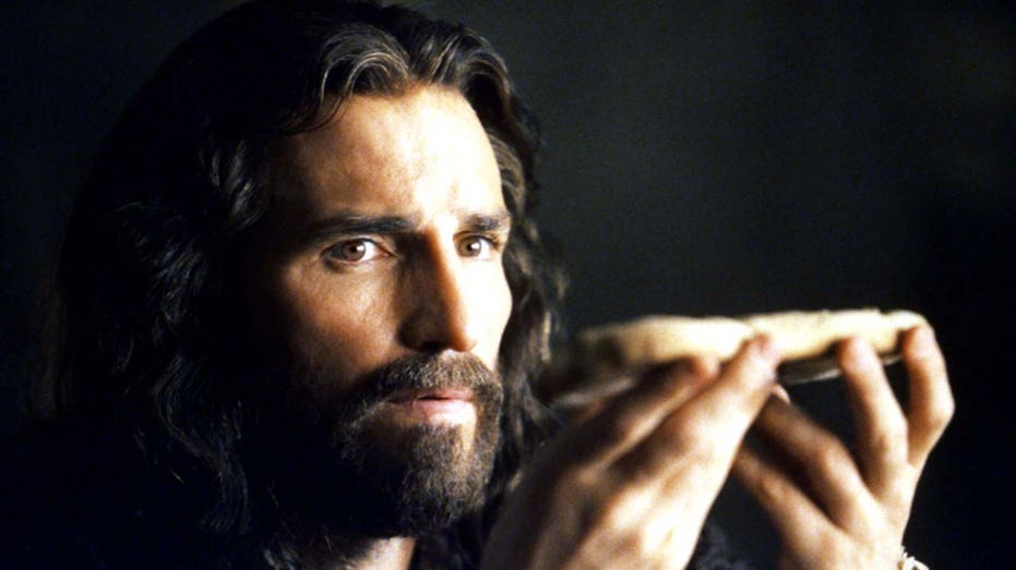 Mel Gibson Warned Jim Caviezel That Playing Jesus Might End His Hollywood Career