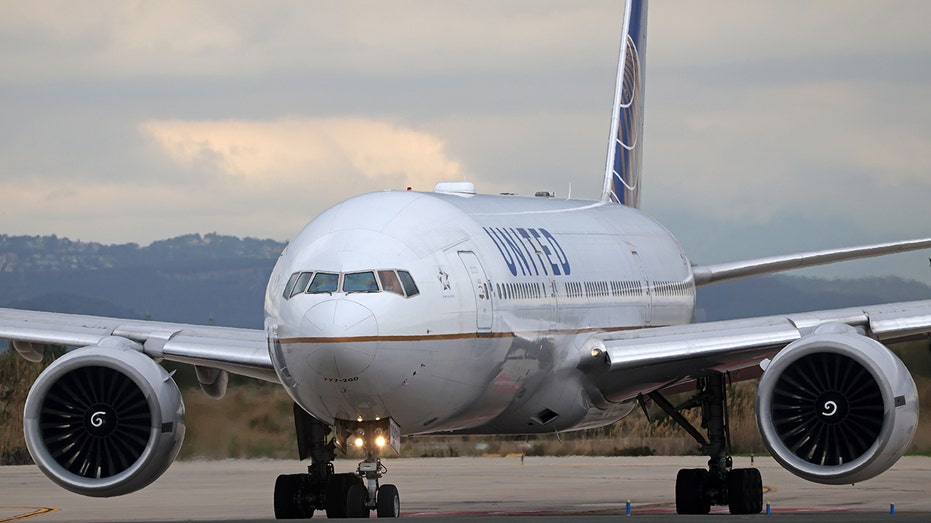 United Airlines Planes Clip Wings at San Francisco Airport, FAA to Investigate