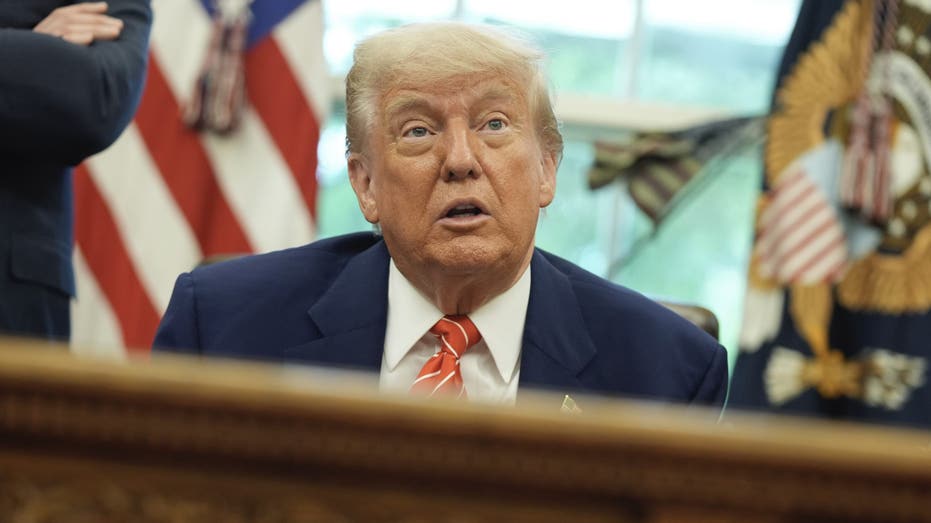 Trump’s Approval Ratings Climb as Trade Truce Sparks Economic Optimism