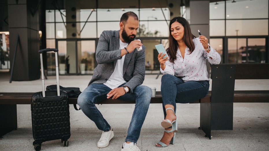 Flight Passenger Condemns 'Sneaky' Travelers Who Vape in Airports: 'You Aren't Fooling Anyone'