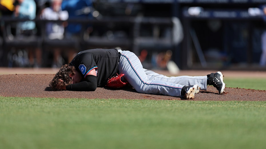 Marlins’ Ryan Weathers Hit in Head by Catcher’s Throw in Wild MLB Moment vs. Rays