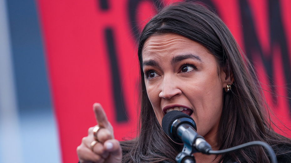 AOC Ignites 2028 Presidential Buzz with Queens Town Hall and Record Fundraising