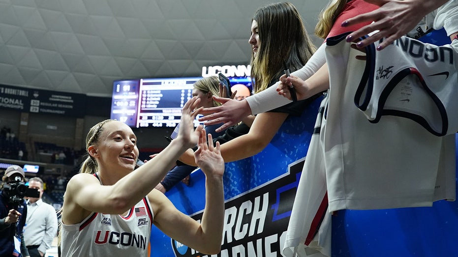 UConn Star Paige Bueckers Treats Fans to 1,500 Tickets in Farewell Game: 'A Dream to Play Here'