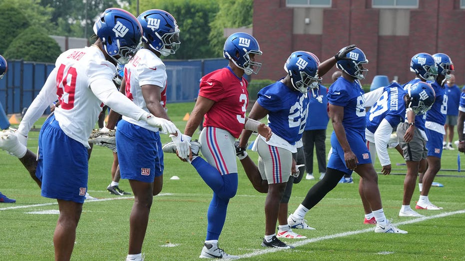 Giants OTA Session Cut Short as Fights Erupt: Heat and Tensions Blamed