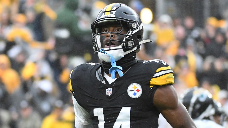 Cowboys’ George Pickens Throws Shade at Steelers, Teams Up with CeeDee Lamb