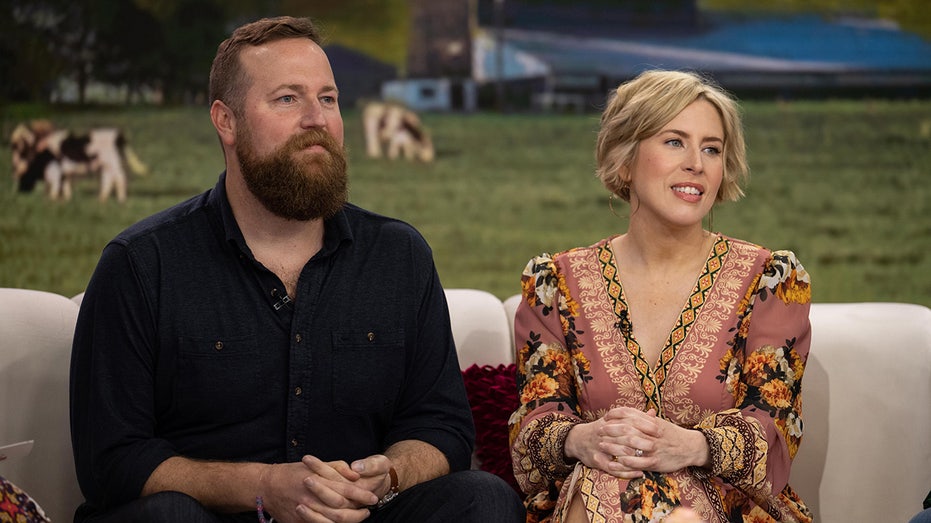 HGTV Star Erin Napier Opens Up About Jealousy Over Supermodel-Like Women Messaging Husband Ben