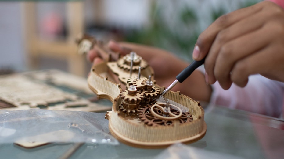 Beyond Lego: Why Adult Building Kits Are Becoming Therapy, Décor and Quiet Rebellion