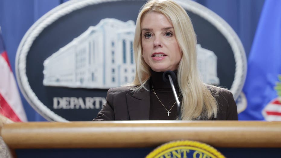 Trump DOJ Pushes to End Flores Decree, Citing Immigration Surge