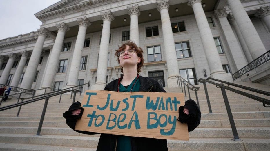 GOP Moves to Defund Hospitals That Perform Sex-Change Procedures on Minors