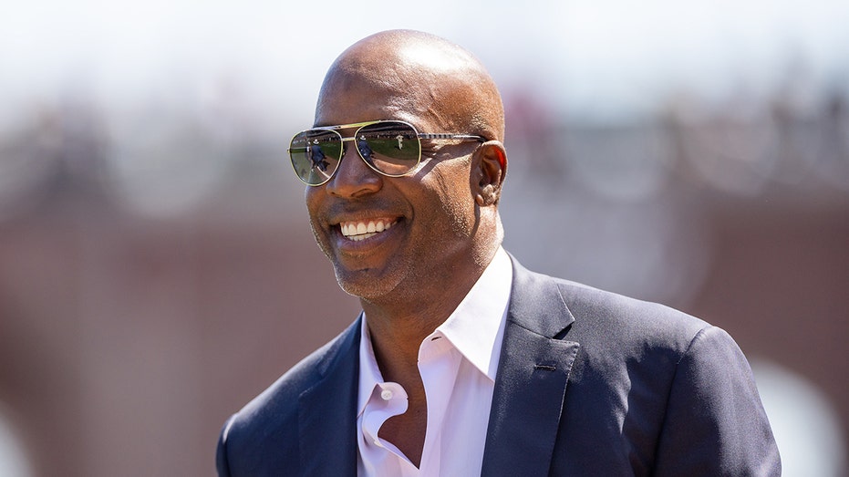 Barry Bonds Calls Shohei Ohtani a 'Complete Player' but Says 'Game Is Way Different'
