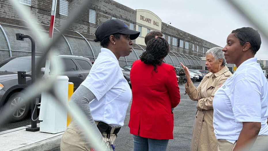 White House Slams NJ Democrats for Storming ICE Facility in Newark