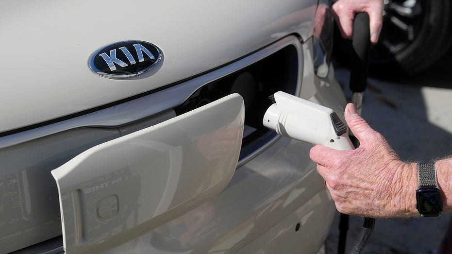 GOP Lawmakers Push to Slash Biden’s Climate Programs, Boost Gas Exports