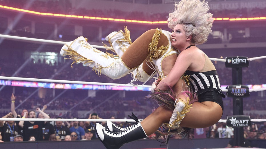 Toni Storm Retains AEW Women’s Championship in Epic All In: Texas Clash